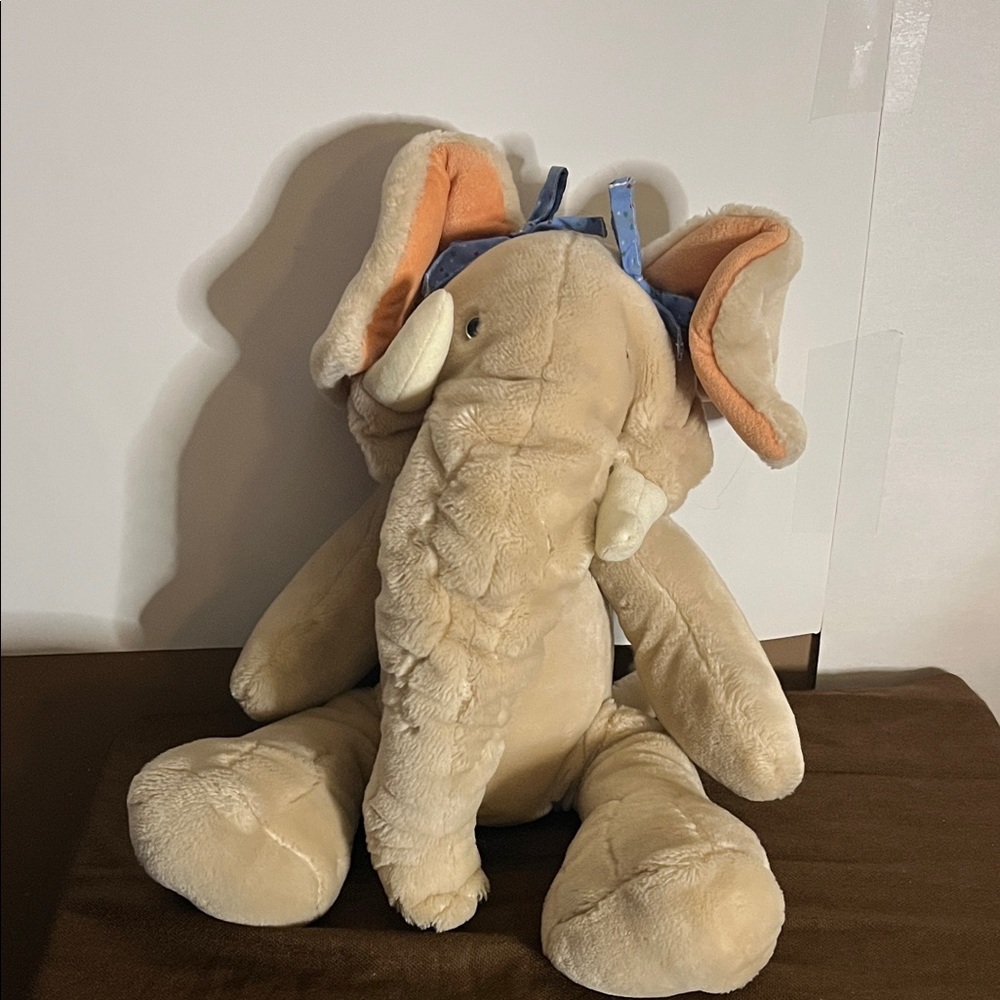 😄Wrinkles Elephant puppet 1985 vintage toy Trunkit